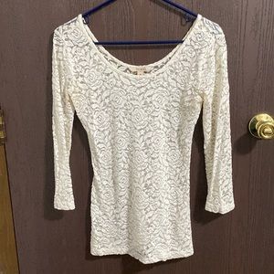 Decree Medium Off White Lace 3/4 Length Sleeve Top